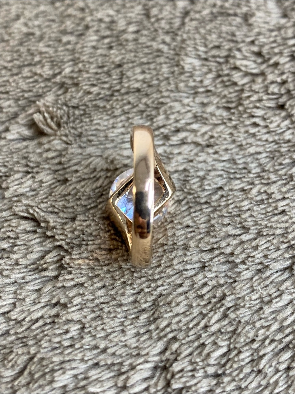 18k RGP Rose gold ring round cubic zirconia stone. - Picture 4 of 6